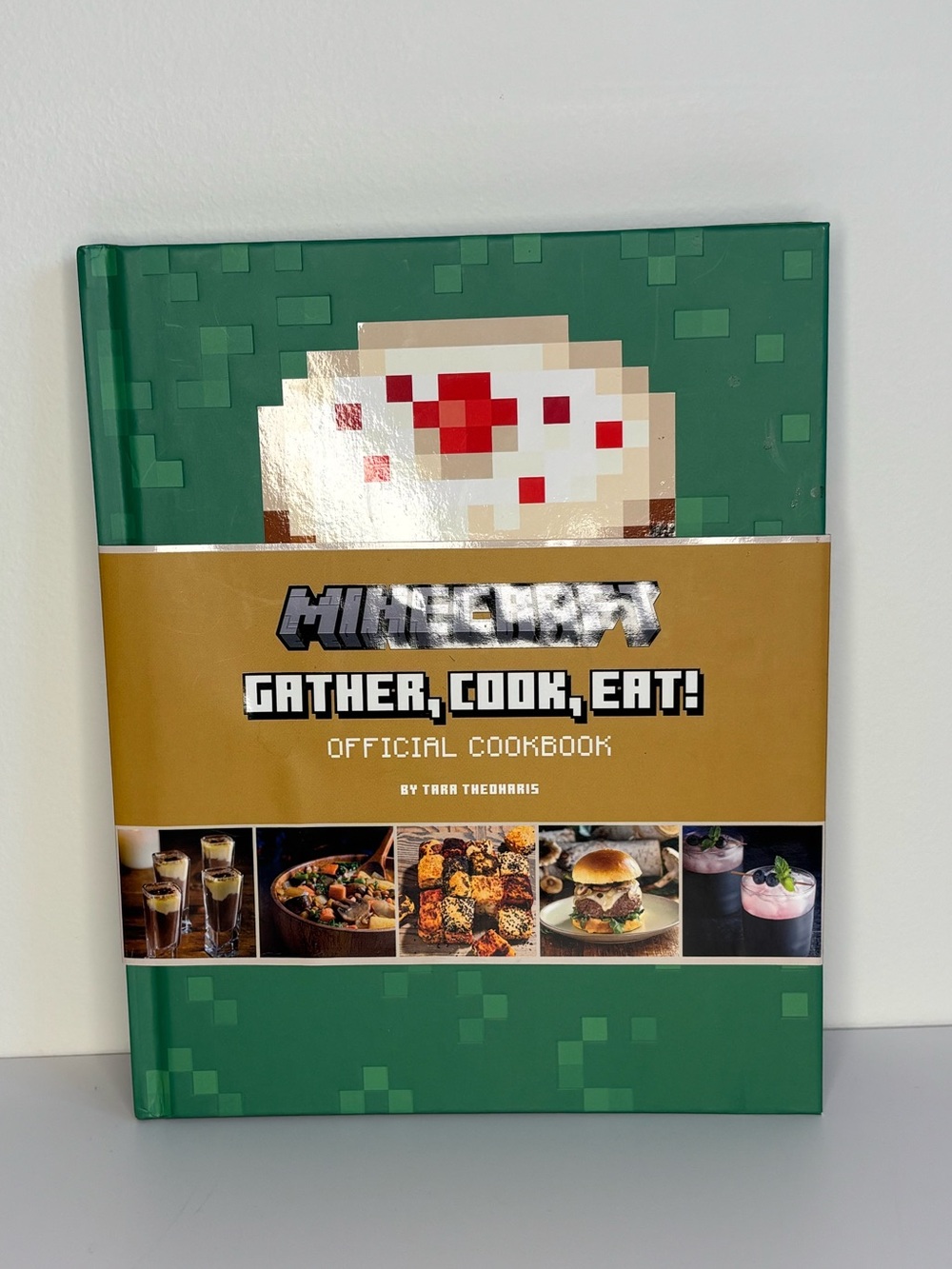 Gather, Cook, Eat! Minecraft Official Cookbook
